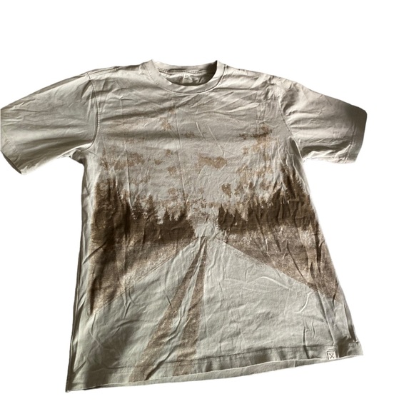 Lands end Blake shelton tan road in the Forrest men’s tee size medium - Picture 1 of 4